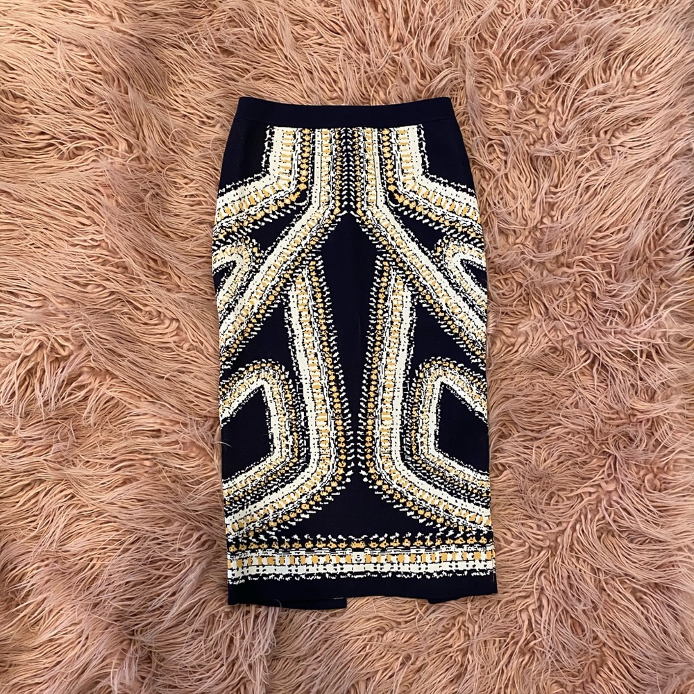 Bandage pencil skirt